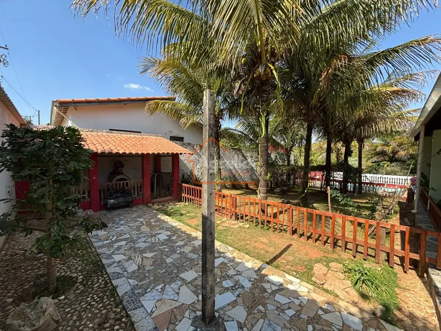 Chácara com 2 quartos à venda, 150m2 em Estiva Gerbi - SP - imagem 9 Foto 9 de Chácara com 2 quartos à venda, 150m2 em Estiva Gerbi - SP