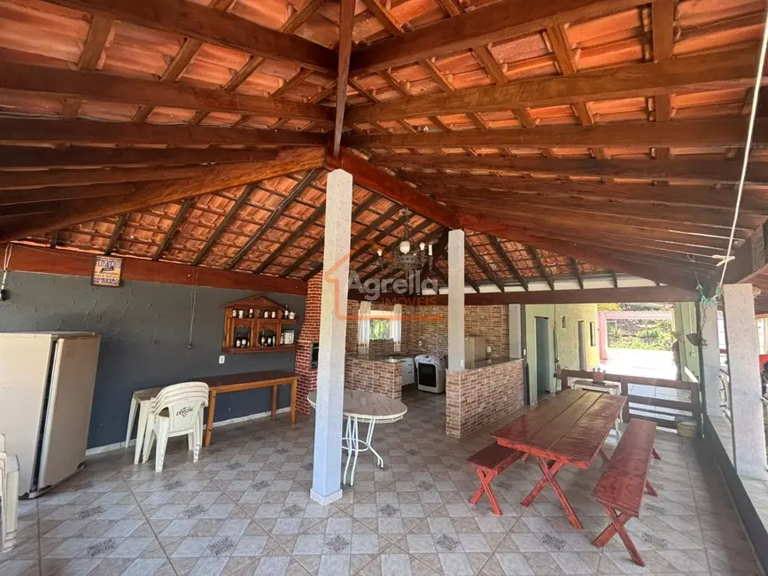 Chácara com 2 quartos à venda, 150m2 em Estiva Gerbi - SP - imagem 6 Foto 6 de Chácara com 2 quartos à venda, 150m2 em Estiva Gerbi - SP