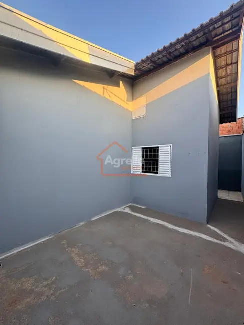 Foto 2 de Casa com 3 quartos à venda, 170m2 em Jardim Santa Cruz, Mogi Guacu - SP