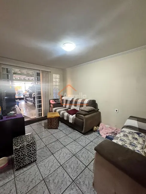 Foto 8 de Casa com 3 quartos à venda, 140m2 em Jardim Ipê I, Mogi Guacu - SP