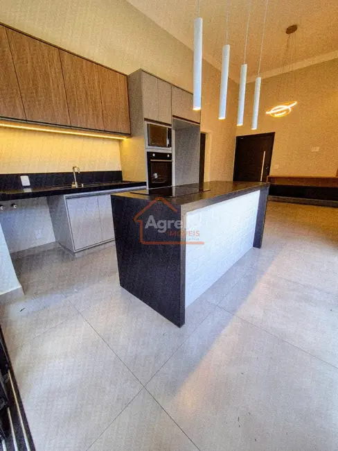 Foto 4 de Casa de Condomínio com 3 quartos à venda, 130m2 em Mogi Mirim - SP