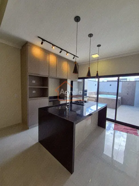 Foto 7 de Casa de Condomínio com 3 quartos à venda, 130m2 em Mogi Mirim - SP