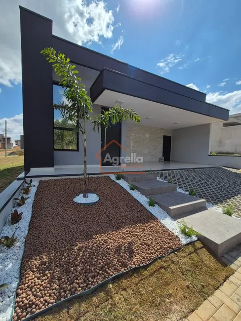 Foto 1 de Casa de Condomínio com 3 quartos à venda, 130m2 em Mogi Mirim - SP