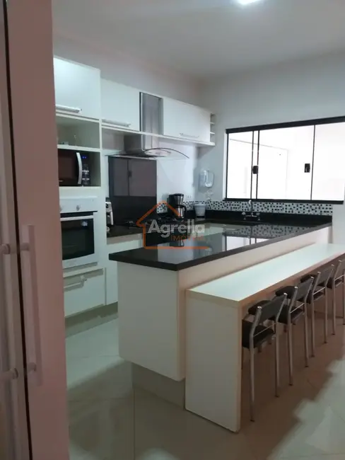 Foto 6 de Casa com 2 quartos à venda, 211m2 em Jardim Nazareth, Mogi Mirim - SP
