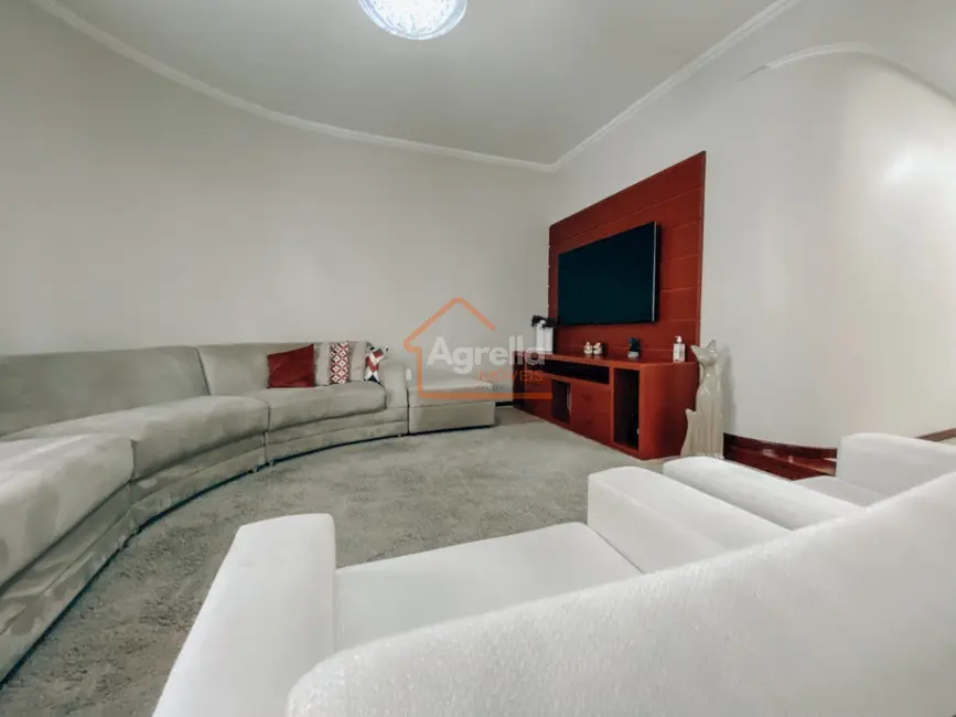 Foto 2 de Casa com 3 quartos à venda, 136m2 em Parque Real, Mogi Mirim - SP