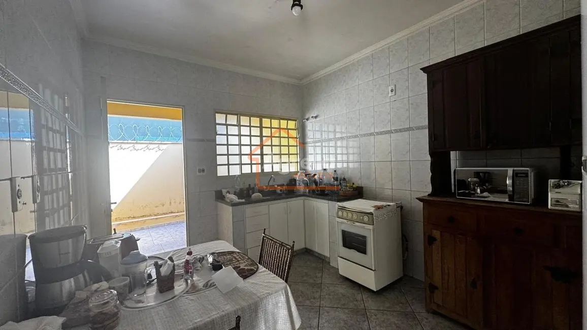 Foto 8 de Casa com 3 quartos à venda, 225m2 em Jardim América, Mogi Mirim - SP