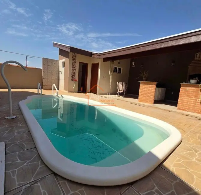 Foto 1 de Casa com 3 quartos à venda, 144m2 em Parque da Imprensa, Mogi Mirim - SP