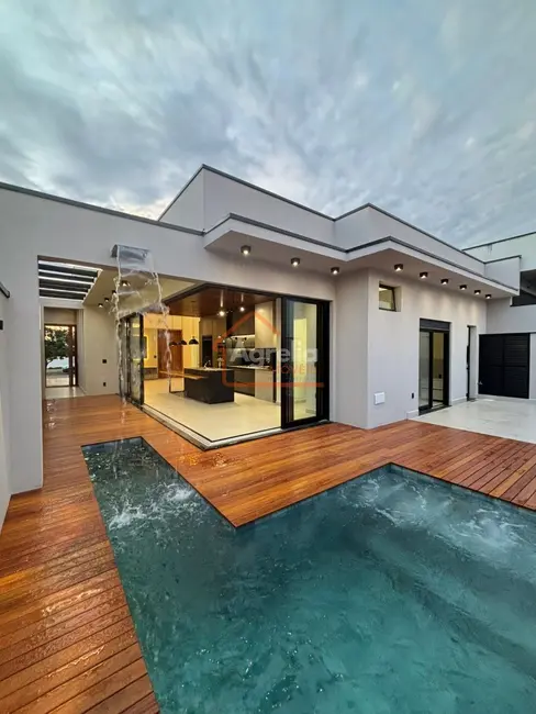 Foto 3 de Casa de Condomínio com 3 quartos à venda, 180m2 em Mogi Mirim - SP