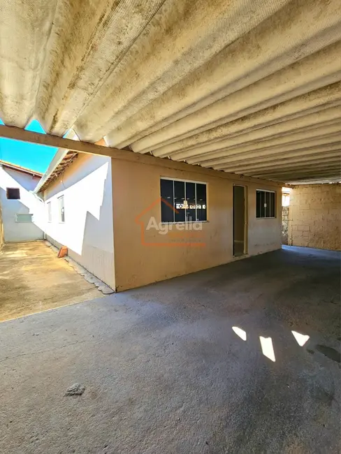 Casa com 5 quartos à venda, 159m2 em Parque Novacoop, Mogi Mirim - SP - imagem 2 Foto 2 de Casa com 5 quartos à venda, 159m2 em Parque Novacoop, Mogi Mirim - SP