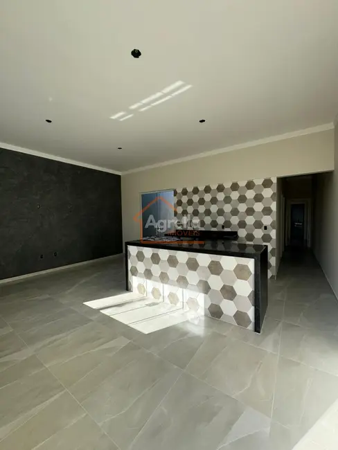 Foto 2 de Casa com 2 quartos à venda, 71m2 em Jardim Santa Cruz, Mogi Guacu - SP