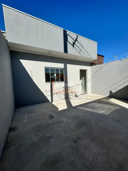 Foto 1 de Casa com 2 quartos à venda, 71m2 em Jardim Santa Cruz, Mogi Guacu - SP