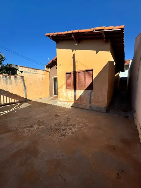 Foto 2 de Casa com 3 quartos à venda, 100m2 em Jardim Ipê Pinheiro, Mogi Guacu - SP