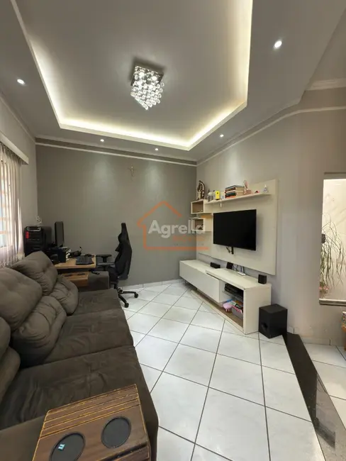 Foto 1 de Casa com 2 quartos à venda, 130m2 em Mogi Guacu - SP
