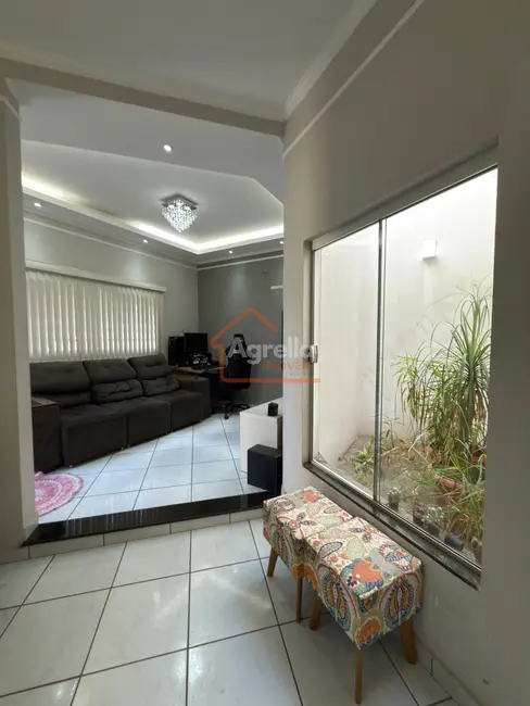 Foto 3 de Casa com 2 quartos à venda, 130m2 em Mogi Guacu - SP