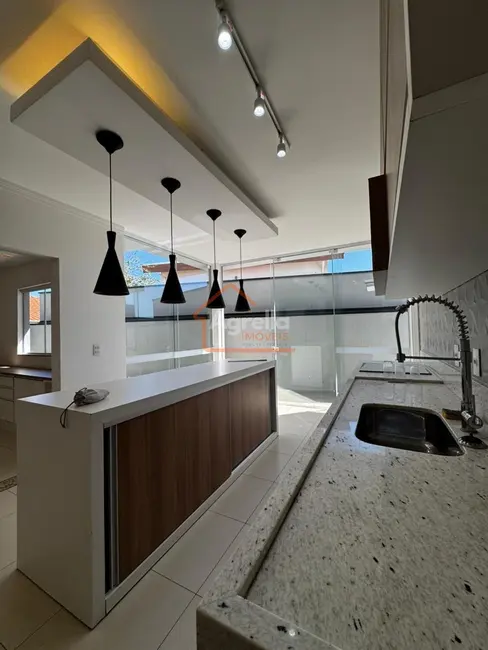 Foto 4 de Casa de Condomínio com 3 quartos à venda, 168m2 em Mogi Guacu - SP