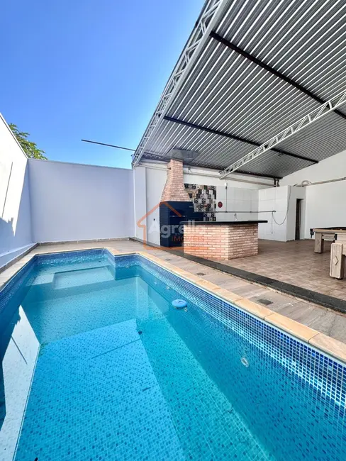 Foto 1 de Casa com 3 quartos à venda, 120m2 em Jardim Cristina, Mogi Guacu - SP
