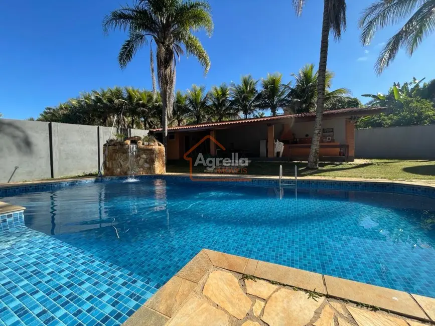 Foto 1 de Chácara com 5 quartos à venda, 620m2 em Chácara São Marcelo, Mogi Mirim - SP