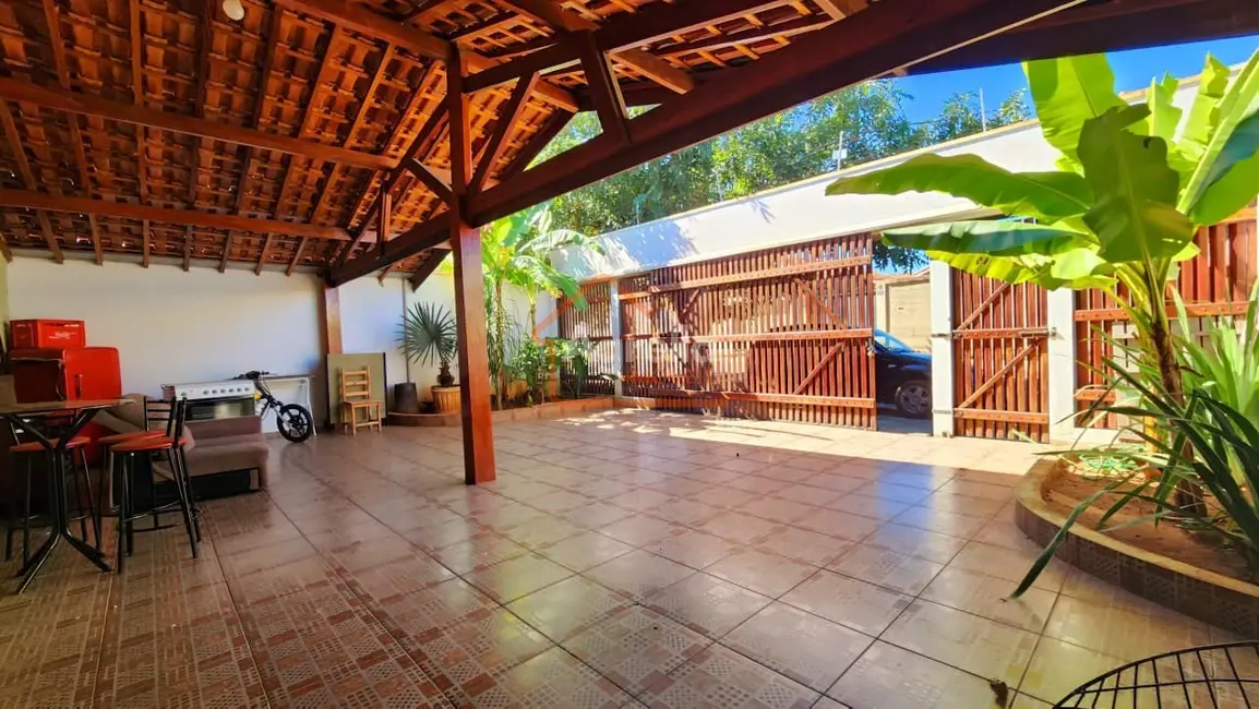 Foto 8 de Casa com 3 quartos à venda, 146m2 em Vila Universitária, Mogi Mirim - SP