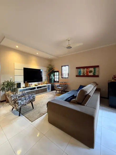 Foto 2 de Casa com 3 quartos à venda, 220m2 em Jardim Soares, Mogi Guacu - SP