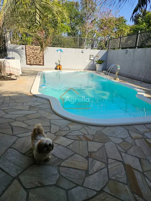 Chácara com 1 quarto à venda em Vila Maria, Mogi Guacu - SP - imagem 3 Foto 3 de Chácara com 1 quarto à venda em Vila Maria, Mogi Guacu - SP