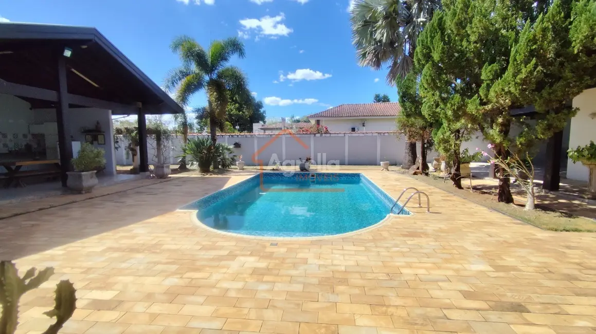 Foto 5 de Chácara com 5 quartos à venda, 500m2 em Chácara Ipê, Mogi Mirim - SP