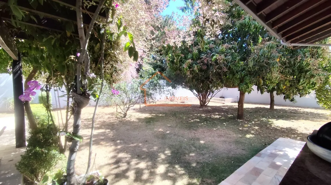 Foto 9 de Chácara com 5 quartos à venda, 500m2 em Chácara Ipê, Mogi Mirim - SP