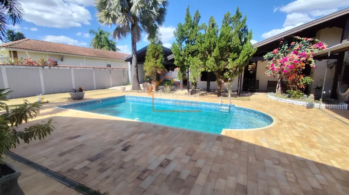 Foto 8 de Chácara com 5 quartos à venda, 500m2 em Chácara Ipê, Mogi Mirim - SP