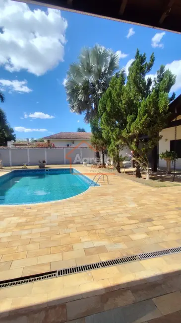 Foto 4 de Chácara com 5 quartos à venda, 500m2 em Chácara Ipê, Mogi Mirim - SP