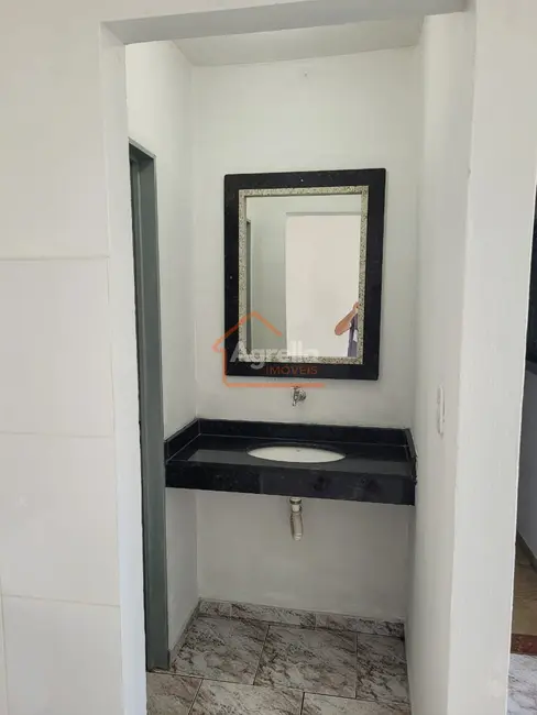 Chácara com 1 quarto à venda, 200m2 em Jardim Cristina, Mogi Guacu - SP - imagem 6 Foto 6 de Chácara com 1 quarto à venda, 200m2 em Jardim Cristina, Mogi Guacu - SP