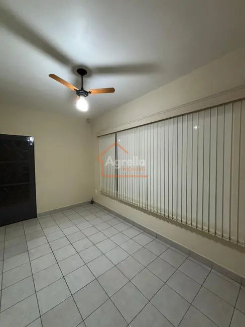 Foto 5 de Casa com 3 quartos à venda, 200m2 em Jardim Igaçaba, Mogi Guacu - SP