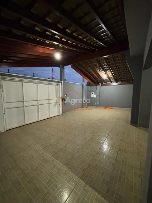 Foto 2 de Casa com 3 quartos à venda, 200m2 em Jardim Igaçaba, Mogi Guacu - SP