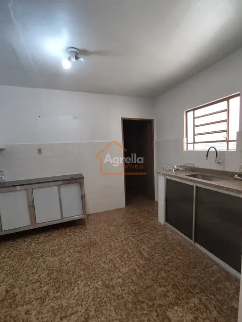 Foto 2 de Chácara com 3 quartos à venda, 220m2 em Chácaras Horizonte Azul, Mogi Guacu - SP