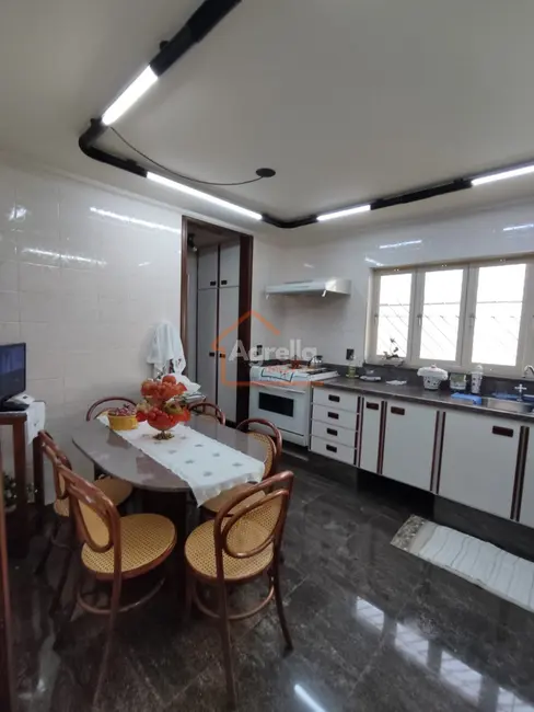 Foto 9 de Casa com 3 quartos à venda, 195m2 em Jardim Planalto Verde, Mogi Guacu - SP