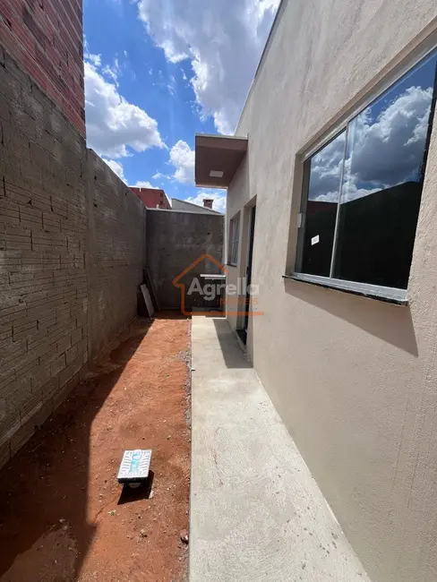 Foto 8 de Casa com 2 quartos à venda, 55m2 em Mogi Guacu - SP