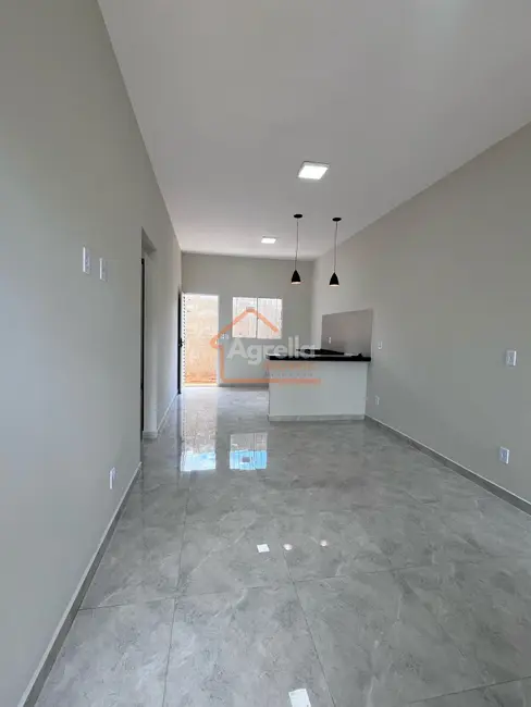 Foto 1 de Casa com 2 quartos à venda, 55m2 em Mogi Guacu - SP