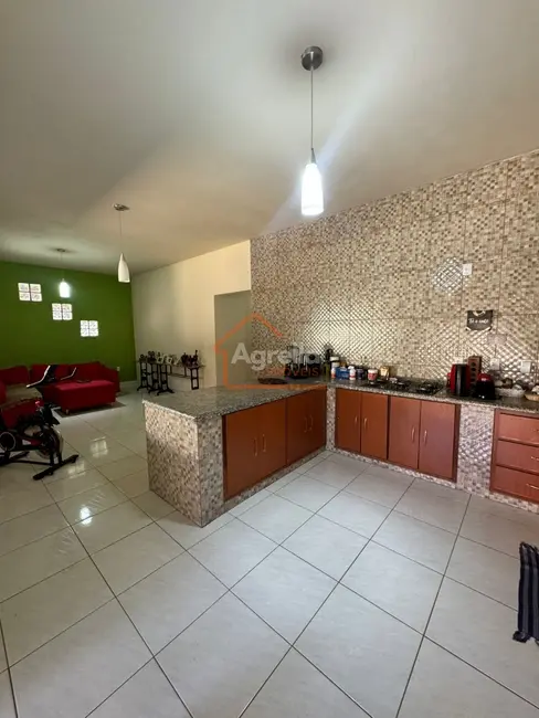 Foto 6 de Casa com 4 quartos à venda, 582m2 em Saúde, Mogi Mirim - SP