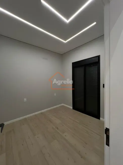 Foto 6 de Casa de Condomínio com 3 quartos à venda, 127m2 em Mogi Mirim - SP