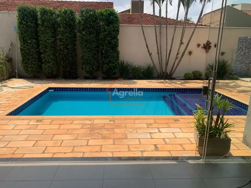 Foto 2 de Casa com 2 quartos à venda, 120m2 em Jardim Brasília, Mogi Mirim - SP