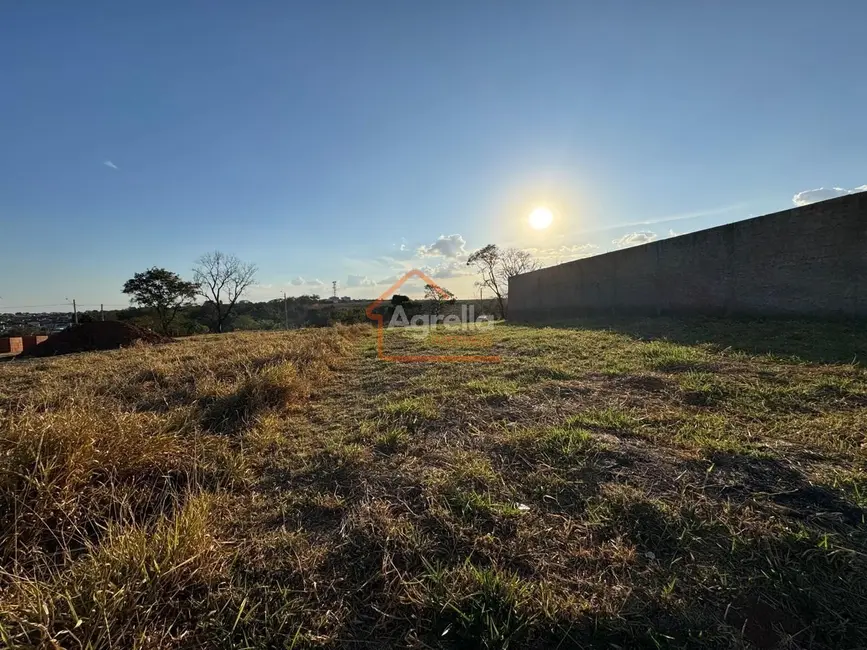 Foto 2 de Terreno / Lote à venda, 360m2 em Mogi Mirim - SP