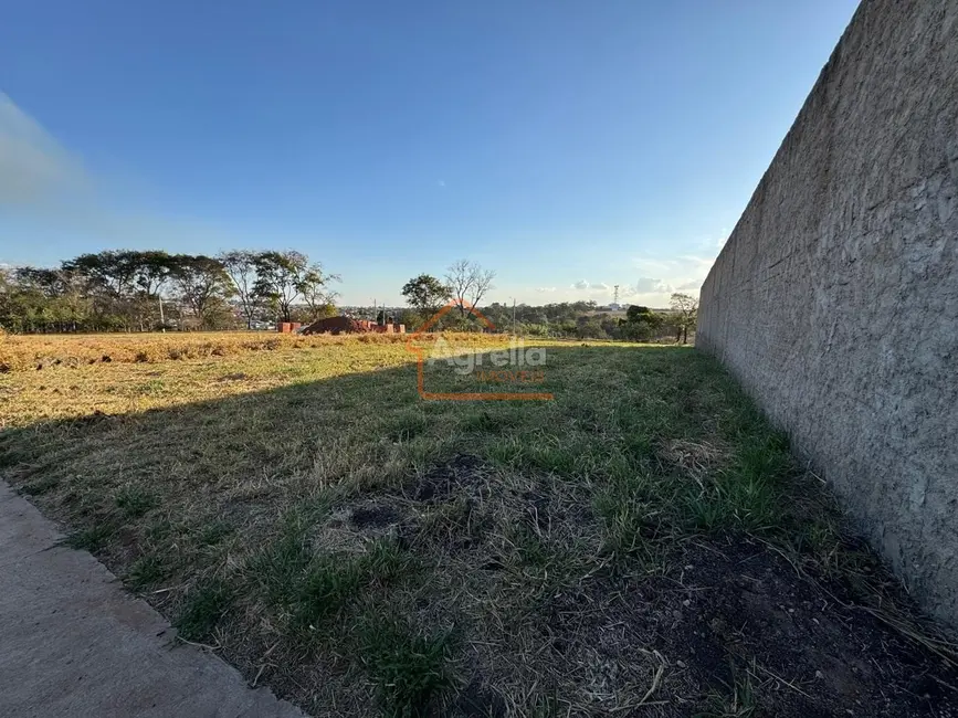 Foto 3 de Terreno / Lote à venda, 360m2 em Mogi Mirim - SP