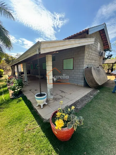 Foto 1 de Chácara com 2 quartos à venda, 160m2 em Mogi Mirim - SP