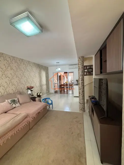Foto 5 de Casa de Condomínio com 3 quartos à venda, 125m2 em Jardim Santa Maria II, Mogi Guacu - SP