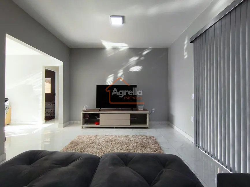 Foto 3 de Casa com 2 quartos à venda, 200m2 em Mogi Guacu - SP