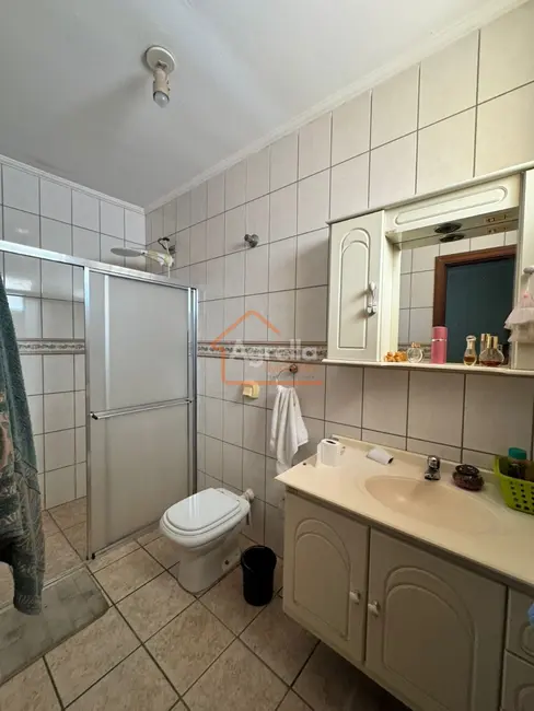 Casa com 3 quartos à venda, 285m2 em Jardim Novo II, Mogi Guacu - SP - imagem 8 Foto 8 de Casa com 3 quartos à venda, 285m2 em Jardim Novo II, Mogi Guacu - SP