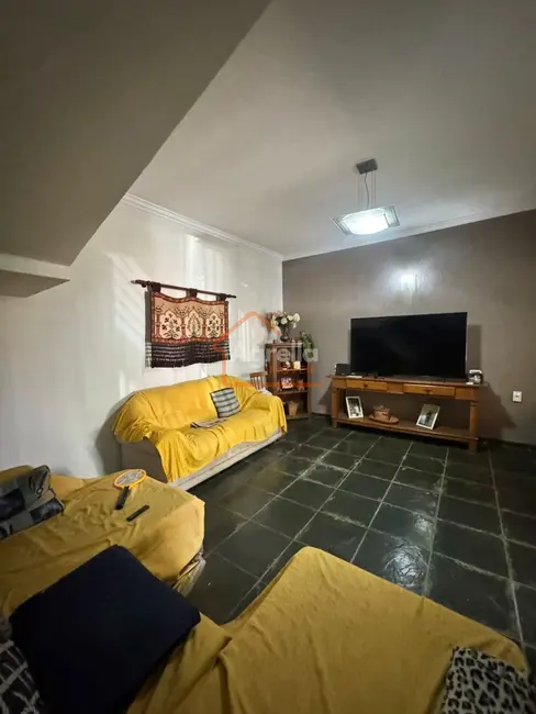 Casa com 3 quartos à venda, 285m2 em Jardim Novo II, Mogi Guacu - SP - imagem 5 Foto 5 de Casa com 3 quartos à venda, 285m2 em Jardim Novo II, Mogi Guacu - SP