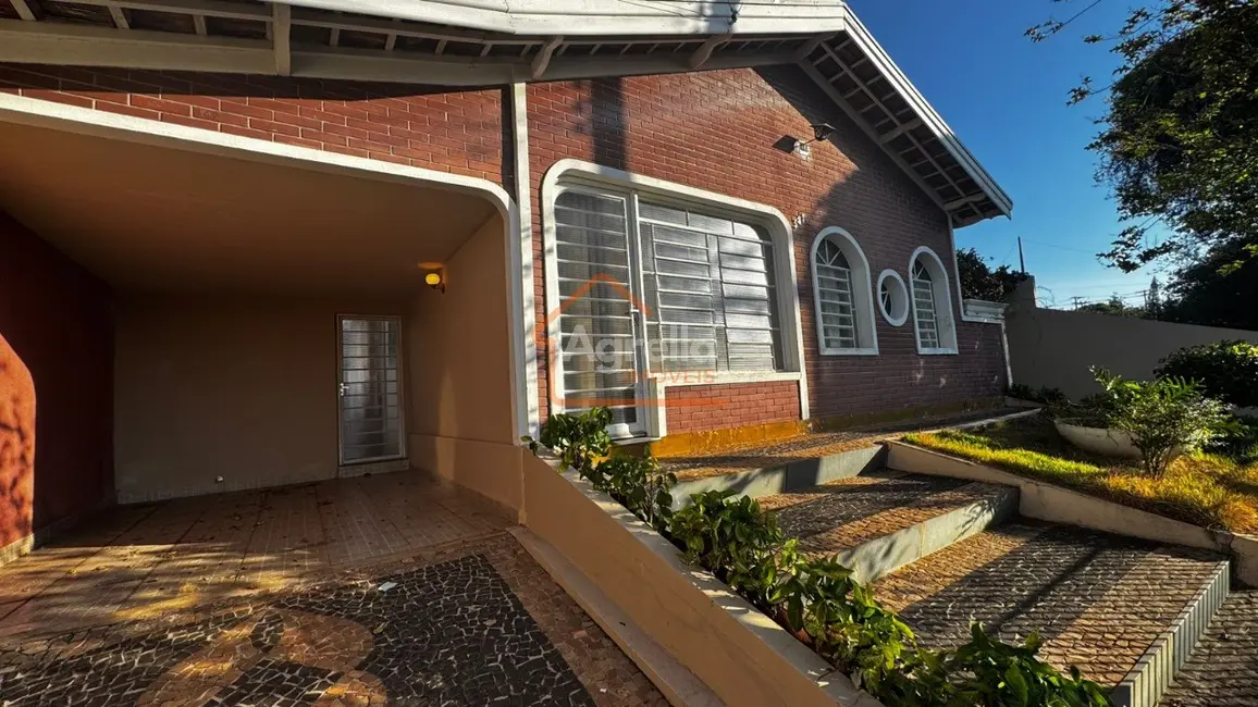 Foto 2 de Casa com 3 quartos à venda, 152m2 em Vila Bianchi, Mogi Mirim - SP