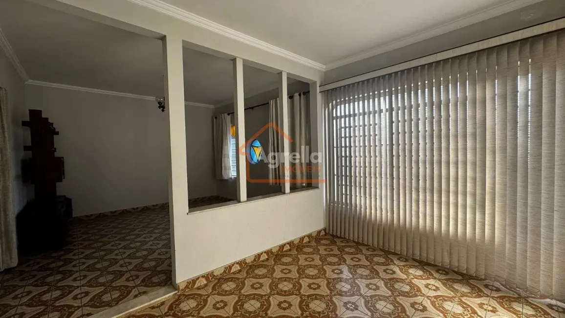 Foto 4 de Casa com 3 quartos à venda, 152m2 em Vila Bianchi, Mogi Mirim - SP