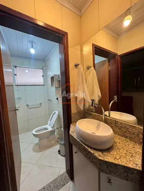 Foto 8 de Casa com 3 quartos à venda, 150m2 em Jardim Ipê II, Mogi Guacu - SP