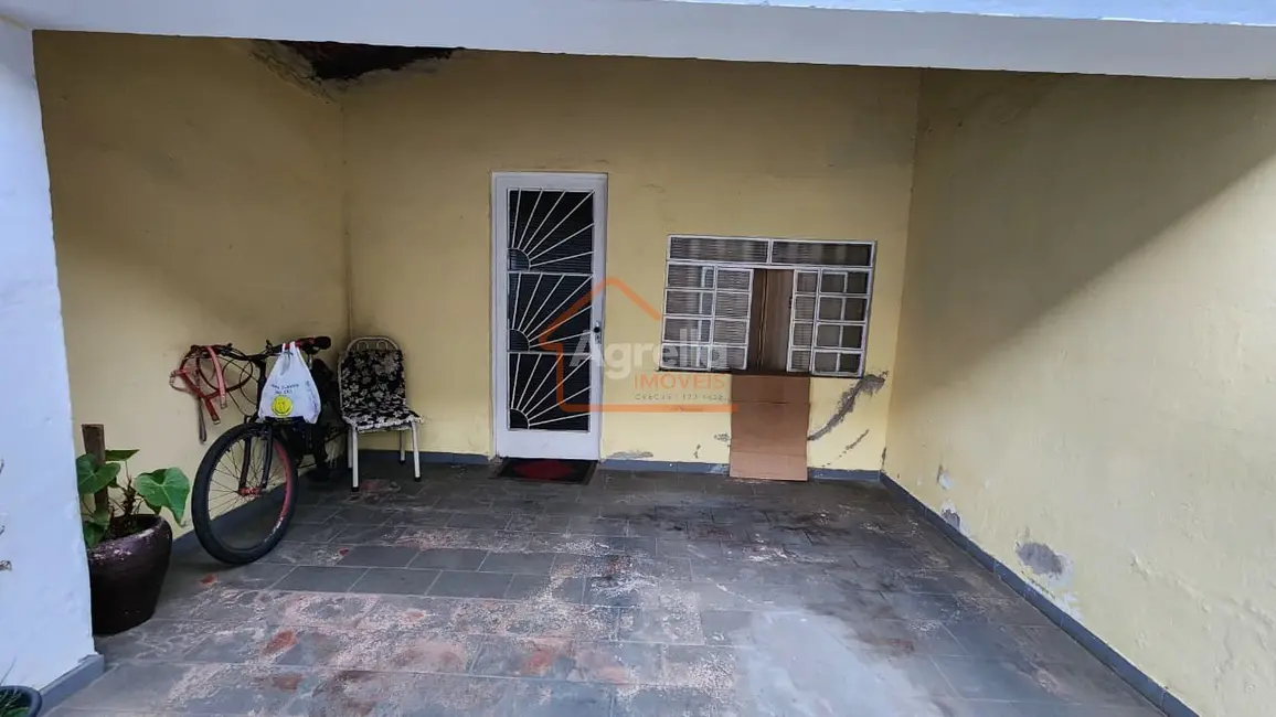 Foto 3 de Casa com 4 quartos à venda, 166m2 em Aterrado, Mogi Mirim - SP