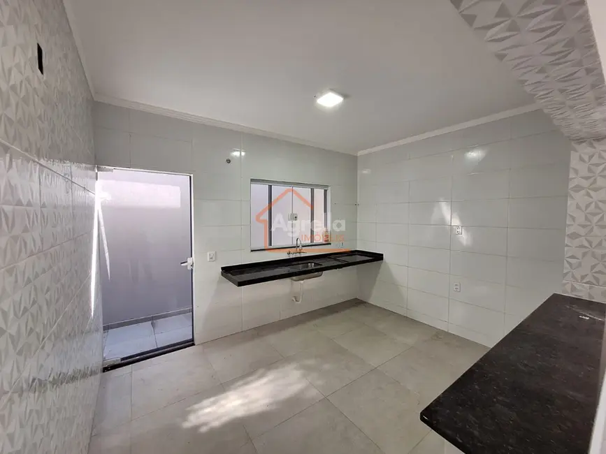Foto 3 de Casa com 2 quartos à venda, 175m2 em Mogi Mirim - SP